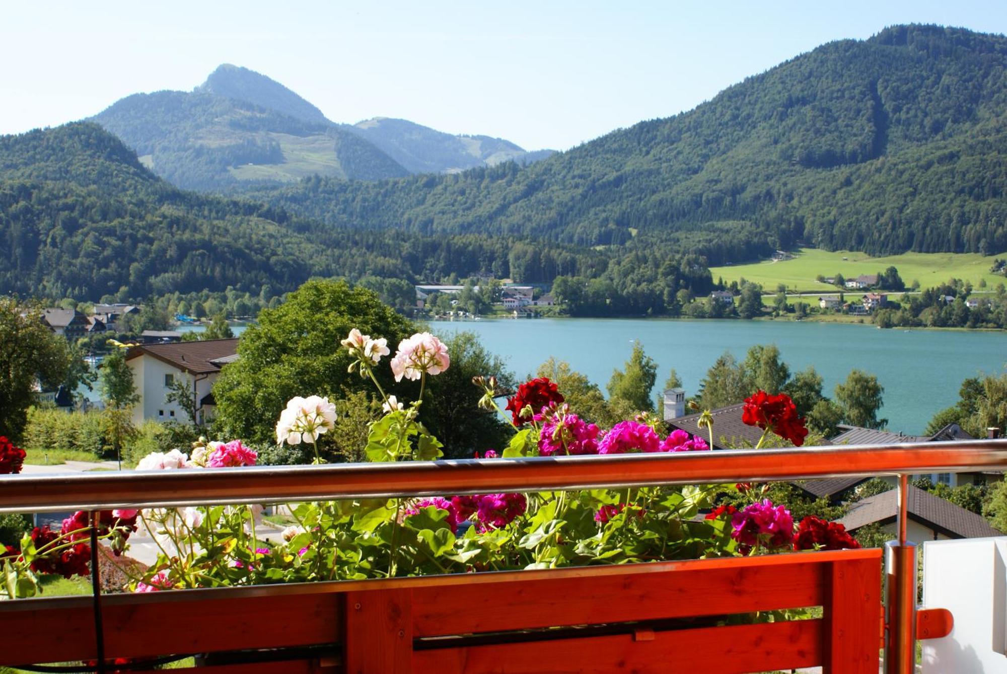 Haus Bergblick Guest house 3*